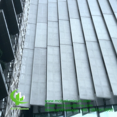 FOSHAN PVDF Metall-Aluminiumperforierte Nichtstandardplatte für Gebäudeaußen