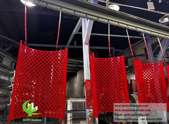 Guter Preis Gekrümmte, perforierte Aluminiumplatten für Fassaden- und Deckendekoration Online