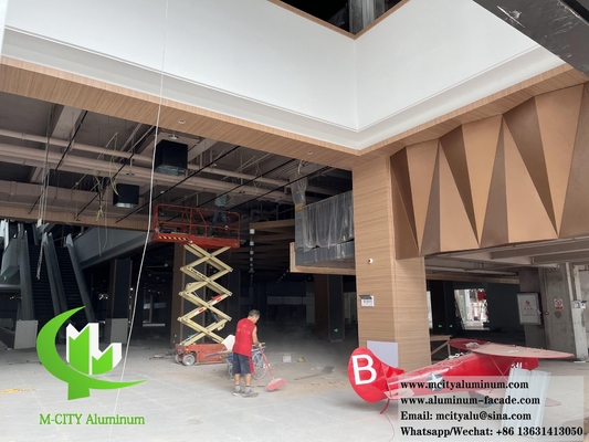 Metall 3D Verkleidung Aluminiumplatten Decoration Decken Perforierter Muster mit LED-Beleuchtung
