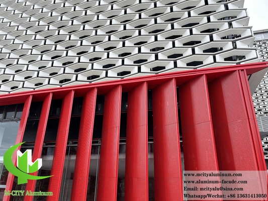 Architektonische Aluminiumplatte 3 mm Dicke Perforierter Louver-Schattierungsplatte