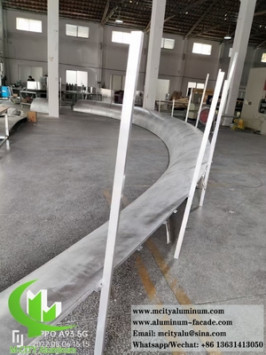 China Doppelgeschwungene Aluminium-Bekleidung Metallplatten Außen oder Innen