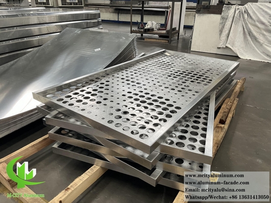 Perforierbares Metallschirm Aluminiumblech 3 mm Dicke PVDF Dauerhafte Beschichtung für Außenwandverkleidung