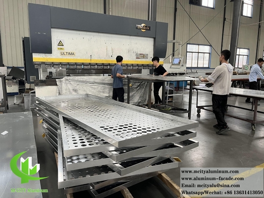 Perforierte Metallverkleidung Aluminiumfolie Fassadensystem Ausfuhrqualität 3 mm