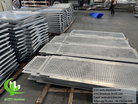 Aluminiumperforierte Fassade mit geringer Wartungsleistung, Pulverbeschichtung PVDF und hoher Brandsicherheit