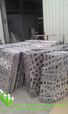 CNC-Schnittplatte Aluminium-Dekorationsblech für die Fassadenverkleidung Zaunfenster mit bunter Lackierung
