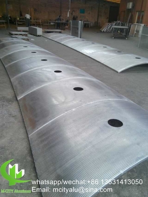 Aluminiumplatten für die Vorhangwand der Säulenfassade