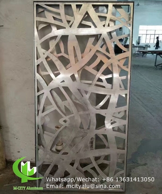 Blumenstil CNC-Laserbildschirm Perforierter 2,5 mm Metall-Aluminium-Bekleidungsplatte für Vorhangwand