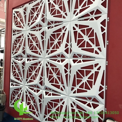 Auf Wunsch gefertigt Aluminium-Punching-Panel für Fassadenvorhang mit einer Dicke von 2,5 mm