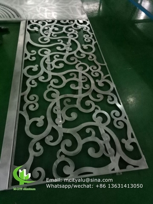 Fassadenverkleidung aus metallischem Aluminium mit massivem Panel, Biegeblech mit einer Dicke von 2,5 mm für die Dekoration von Vorhangwänden