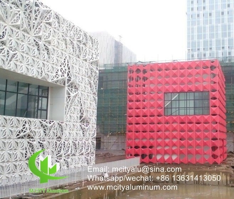 3D-Aluminiumperforierte Verkleidungsplatte für Vorhangwand Fassade Verkleidungsplatte mit Hohlbau für Außenanwendungen