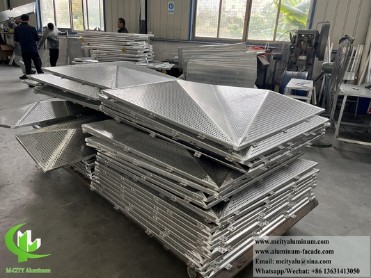 Dreieck 3D-Metallwandverkleidung Aluminiumbildschirmfassadensystem
