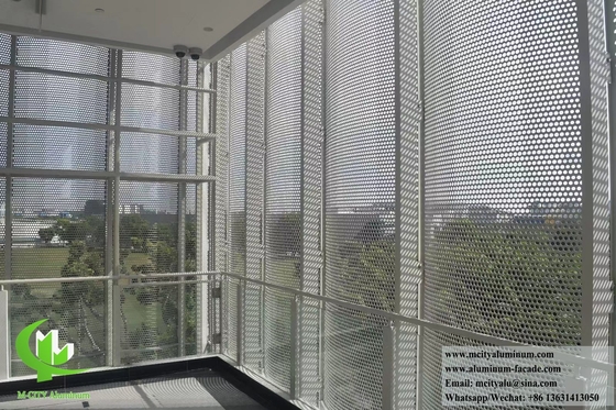 Architektonisches Perforationssystem für Metallfassaden