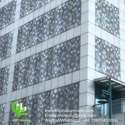China PVDF Metall-Aluminium-perforierte Standardplatte für Gebäudeaußen