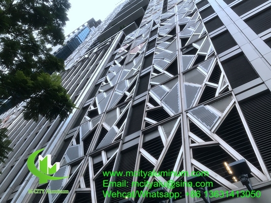 China PVDF Metall-Aluminium-perforierte Standardplatte für Gebäudeaußen