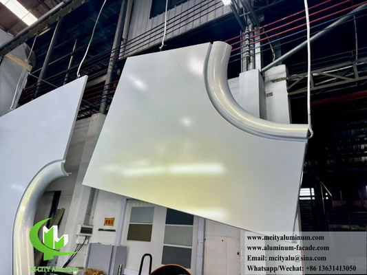 Hyperbolische Aluminiumplatten mit doppelt gekrümmter Metallfassade