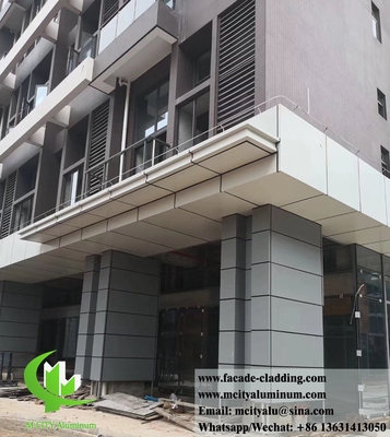 Architektonische Fassaden aus Aluminiumplatten aus massivem Aluminium