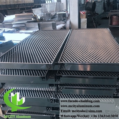 CNC-perforierte Bleche Außen aluminiumbleche Fassade Verkleidung 3 mm gefaltet
