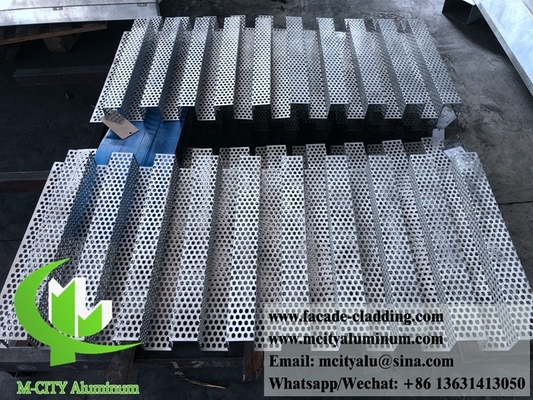 Metallplattenmassiv-Aluminiumplatten Vorhangwand für Fassadenverkleidung Fluorkohlenstoff langlebig
