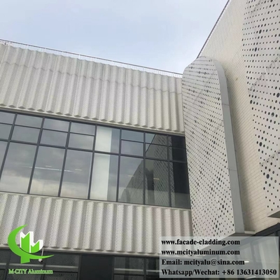 Metallfassade mit Massivwandverkleidung Aluminium rostfeste Beschichtung mit Pulverbeschichtung
