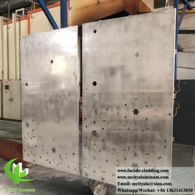 Schleuderschirm mit dekorativem Muster aus Aluminiummaterial