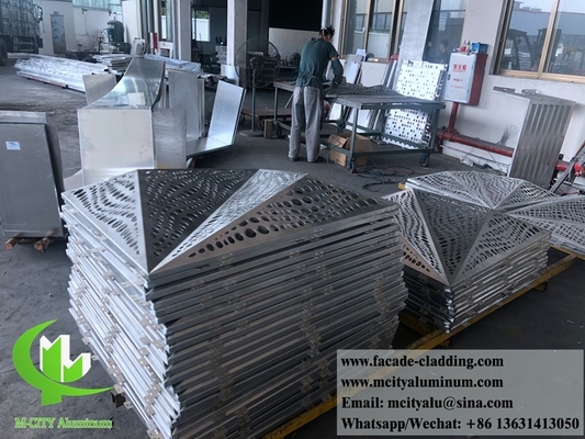 Metallfassade mit Massivwandverkleidung Aluminium rostfeste Beschichtung mit Pulverbeschichtung