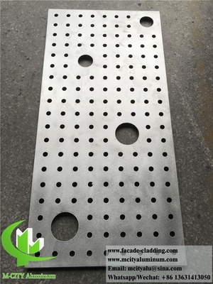 Aluminiumperforierte Bildschirm-Metallplatte für Wandverkleidung und Fassadenbaummuster