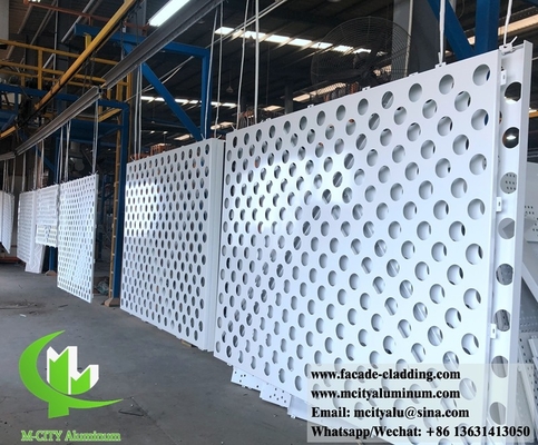 Rostfeste Metallfassade mit perforierter Aluminiummassivverkleidung Metallverkleidung mit Pulverbeschichtung