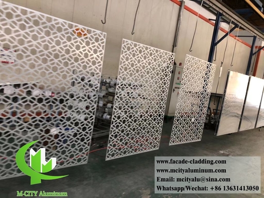CNC-geschnitzte dekorative Bildschirme Hohlmuster Aluminiummaterial Rostfeste