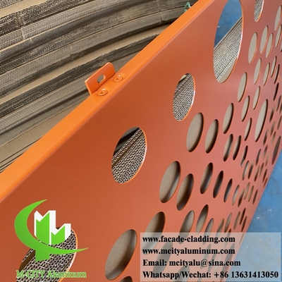 Außenmetallschirm mit Perforation runden Löchern Muster Pulver beschichtet orange Farbe
