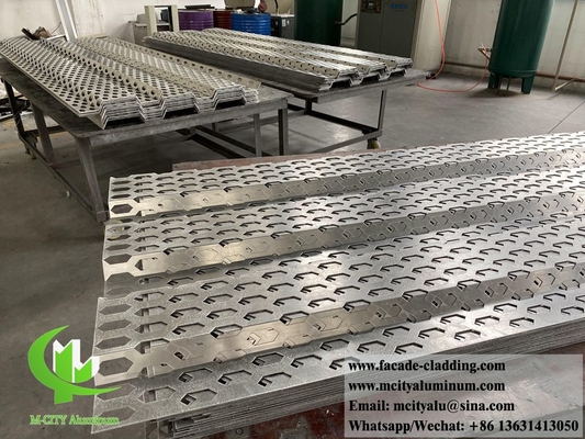 Lasergeschnittene Aluminiumfassaden Metallbildschirm mit dekorativen Mustern China Fabrik