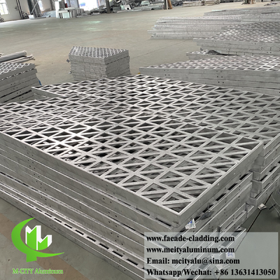 Individuelles System für Aluminium-Fassaden mit Perforationsdekorationen