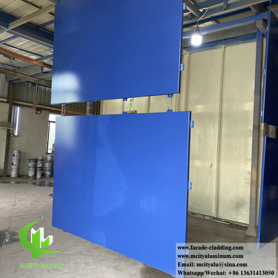 3mm Massiv-Aluminium-Wandplatte für Gebäude Verkleidung Fassade Innen- und Außendekoration PVDF Blau Farbe