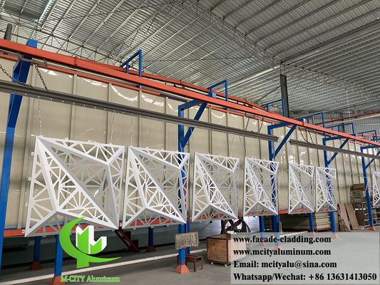 3D-Form Metallverkleidung Paneele Aluminiumbildschirm PVDF Malerei 1220x1220mm Größe maßgeschneidert