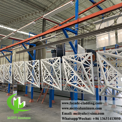 Massivaluminium-Panel 3D-Metallverkleidung Design feuerfest gegen Rost PVDF Splitter Farbe 3mm Dicke