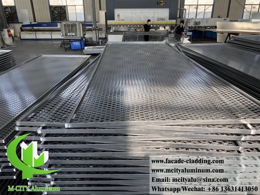 Massivwandverkleidung Metallfassade Aluminiumplatten graue Farbe PVDF 15 Jahre Garantie