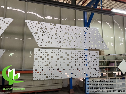 Perforierbares Metallschirm Aluminiumblech für Gebäudewandverkleidung PVDF Weißfarbe 20 Jahre Garantie