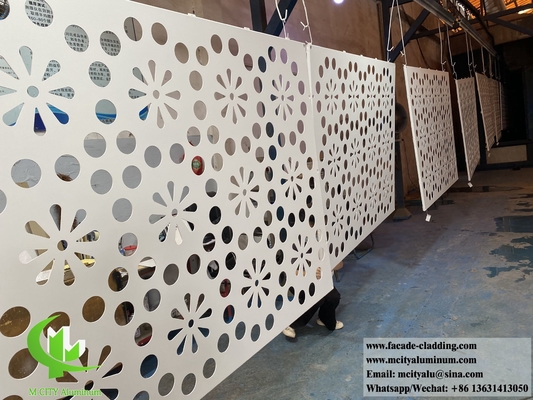 Architektonische Feste Aluminiumverkleidung 3 mm Dicke Pulver beschichtet Weißfarbe Rostfeste