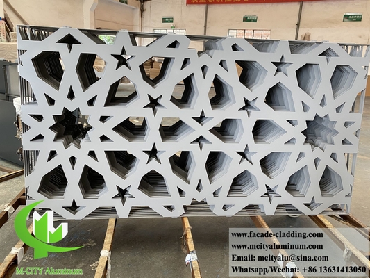 Dekorative Metallschirme Aluminium-Laser-Schnittplatten für Wandverkleidung Graue Farbe mit Mustern