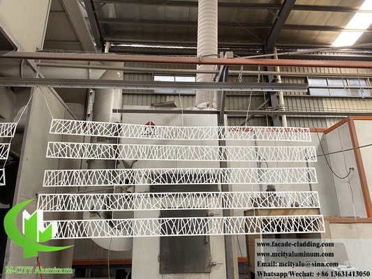 Aluminiumfolie aus Metallschirm mit lasergeschnittenem Pulvermuster, weiß beschichtet