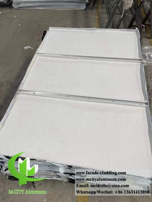 Perforierte Metalldecken Aluminiummassivplatte Rostfeste Innen- und Außendeckendekoration