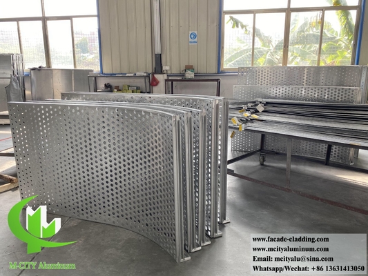 Ausgedehnte Metallnetze Aluminium Verkleidung PVDF Goldfarbe Decken Dekoration