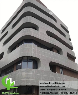 Perforierte Metallbeschichtung Fassaden System 3 mm Dicke PVDF Sliver Aluminium-Bildschirme