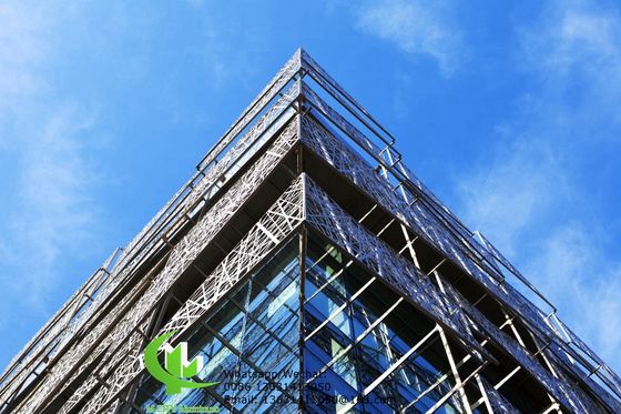 Guter Preis 2.5 mm Dicke Pulverbeschichtete Aluminiumfassadenplatte mit kundenspezifischen Mustern für Vorhangwanddekoration Online