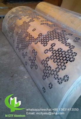 Guter Preis 5mm Stärke Pulverbeschichtete Aluminium Säulenverkleidung mit individuellen Mustern für Fassaden-Vorhangfassade Online