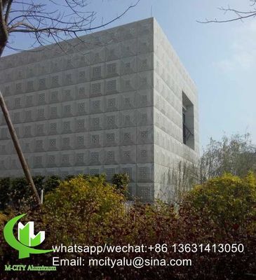 Guter Preis Pulverbeschichtetes Aluminium-Gravurpaneel mit kundenspezifischen RAL-Farben und CNC-Zuschnitt für Fassadendekoration Online