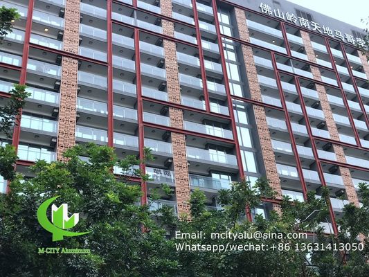 Guter Preis 2.5 mm Dicke Pulverbeschichtete Aluminiumfassadenplatte mit kundenspezifischen Mustern für Vorhangwanddekoration Online