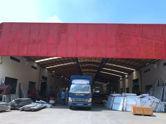 Guter Preis Individuelle Kunstmuster perforierte Aluminiumplatte mit Pulverbeschichtung für Fassadenverkleidungen in Standardgröße 1000x2000mm Online