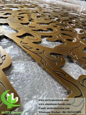 Guter Preis Lasergeschnittenes Aluminium-Bildschirmplatz mit rostfreiem Pulverbeschichtung Finish in 1200x2400mm Größe für Innendekoration Online