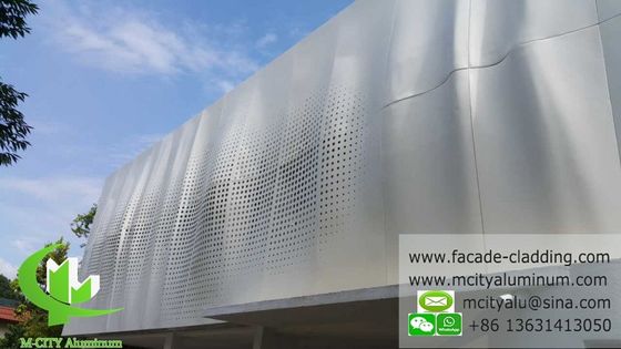 Guter Preis Pulverbeschichtet 3 mm Dicke Perforierte Aluminium-Fassaden-Bekleidung mit anpassbaren Mustern Online