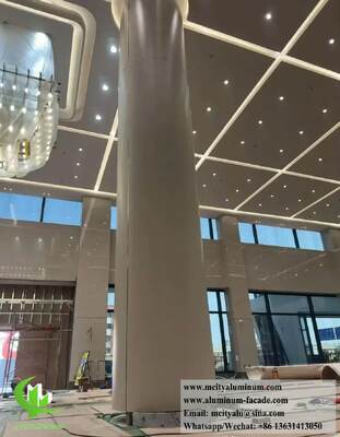 Guter Preis Anpassungsgröße Pulverbeschichtung Perforierter Aluminiumsäulenbeschichtung für moderne Fassaden Online